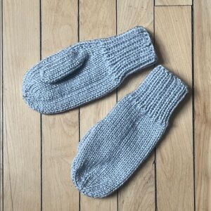 Hand Knit Vintage Pale Gray Childrens Mittens